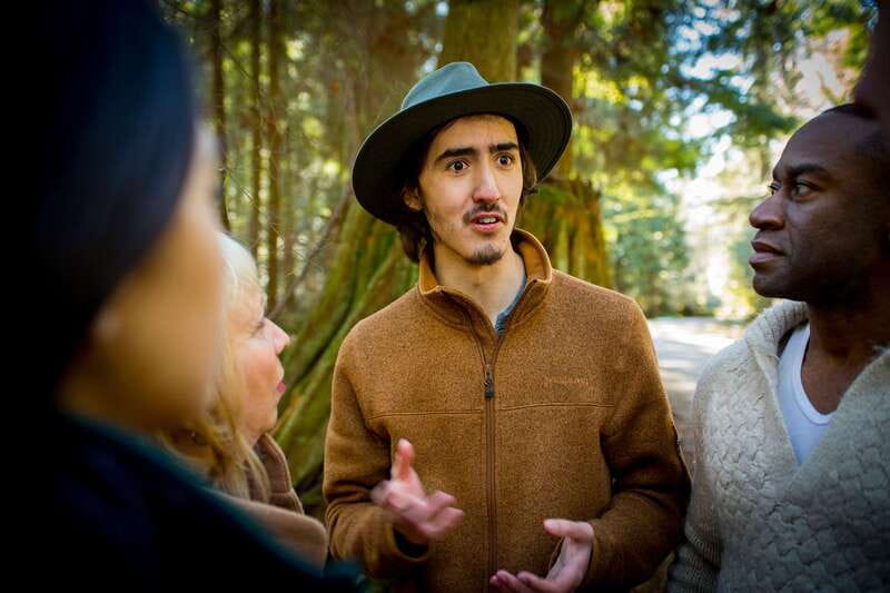 Vancouver: The Dark Secrets of Stanley Park Tour - Starting at the Vancouver Aquarium and Getting Oriented Fast