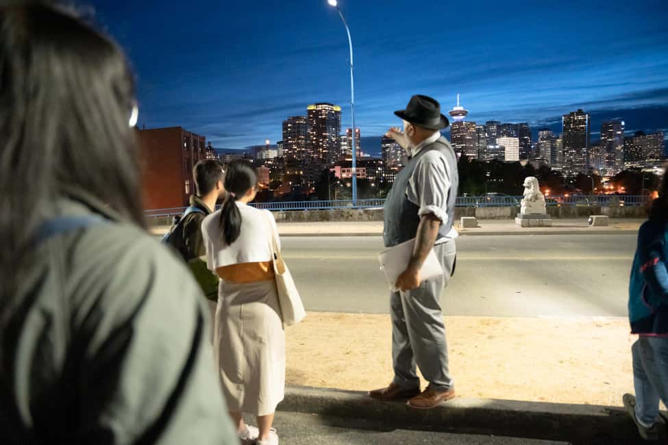 Vancouver: The Forbidden Vancouver Tour - What the best guides do: pace, costume, and photos
