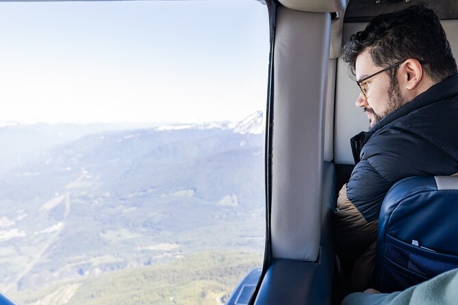 Vancouver to Whistler Scenic Seaplane Transfer: One Way - Harbour Air Check-In: Vancouver Harbour Without the Stress