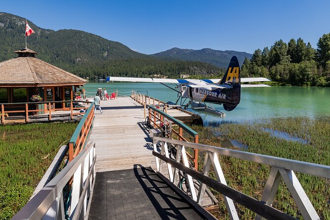 Vancouver to Whistler Scenic Seaplane Transfer: One Way - The Complimentary Shuttle to Whistler Village