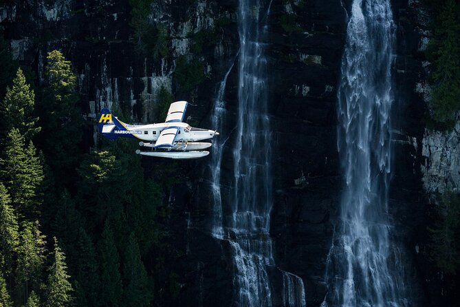Vancouver to Whistler Seaplane Day Trip: Self-Guided Adventure - Green Lake arrival and the free shuttle to Whistler Village