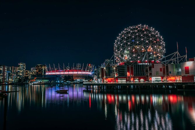 Vancouver Tours,See the City highlights at your pace - Stanley Park: rainforest energy plus the Seawall factor