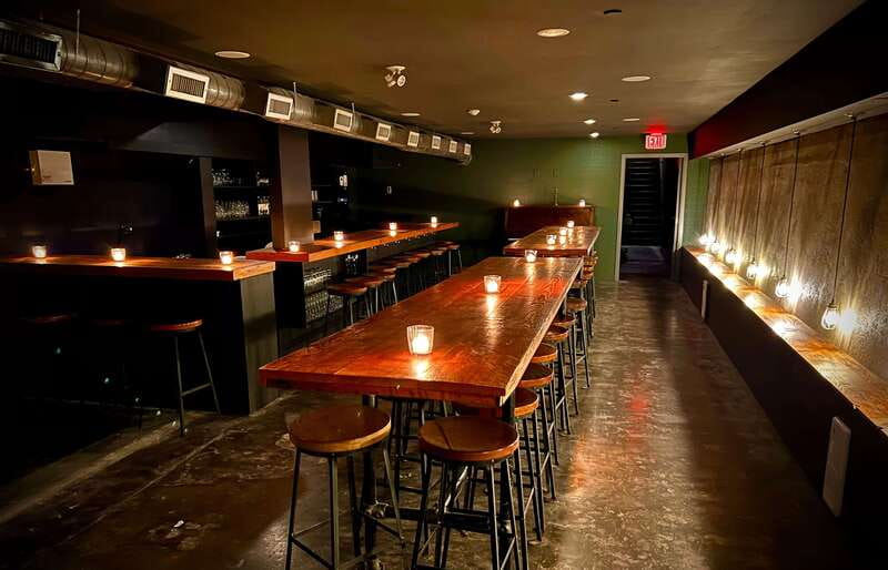 Vancouver: Underground Comedy Club Entry Ticket - What the Show Feels Like: Close Seating and Real-Time Comedy