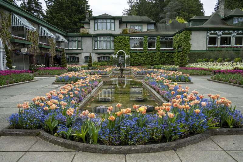 Vancouver: Victoria and Butchart Gardens by Seaplane - Getting to Butchart Gardens: shuttle ride and live commentary
