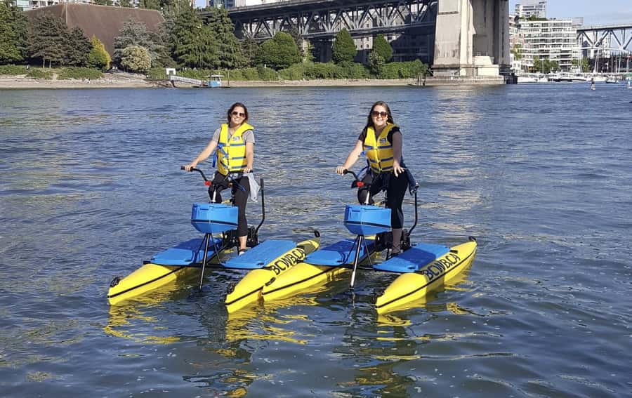 Vancouver: Water Bike Rental in False Creek - The one-hour ride: what happens once you’re on the water